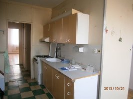 2 izbový byt s balkónom na ulici Komenského v Komárne