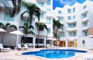 CANCÚN - HOTEL RAMADA CITY ***