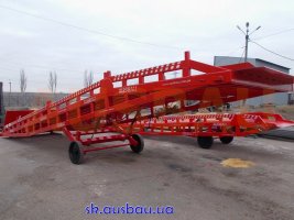 Mobilná hydraulická rampa AUSBAU pre nakladanie a vykladanie kontajnerov a nákladných vozidiel