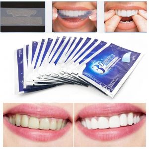 Bieliace pásiky na zuby značky 3D White – Teeth whitening strips Sada bieliacich pásikov na 14 dní