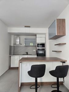 Novostavba 2025 – ,,Rezidencia Hron" na Uhlisku, 2 izb. štýlovo zariadený, s balkónom